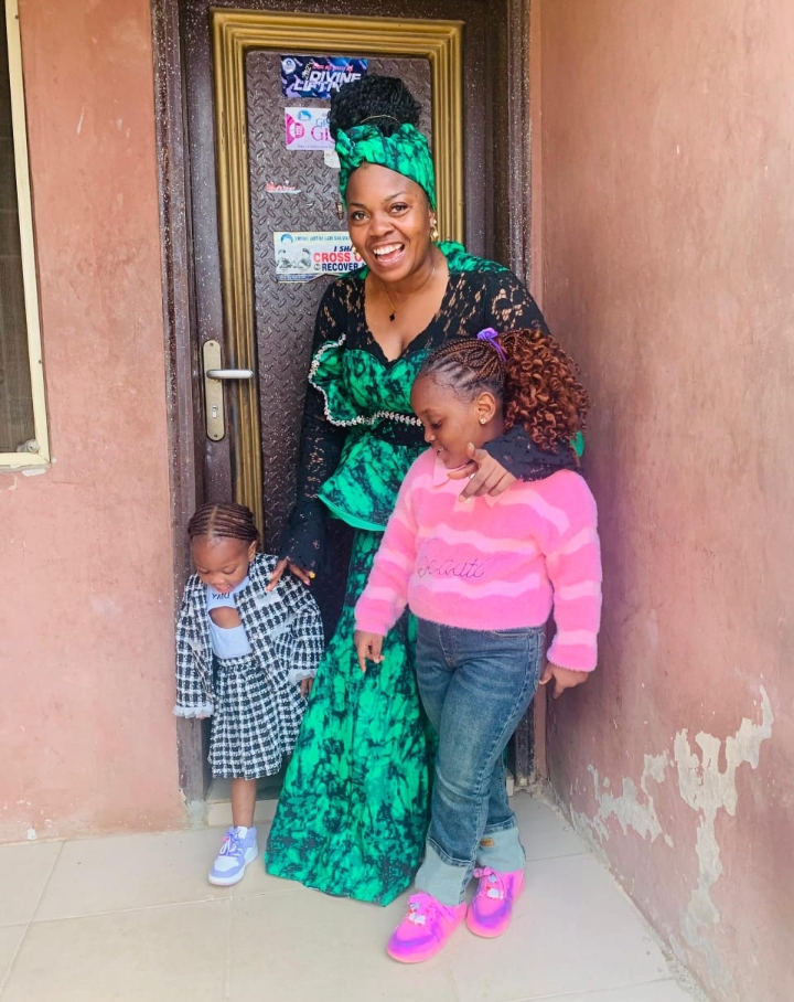 Patrick Stephen Purple Heart Foundation For Widows - Joy Victor (PSPHF243) (widow)